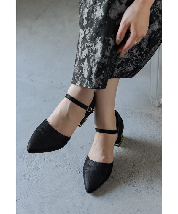 {"color":"\u30d6\u30e9\u30c3\u30af","info":""}