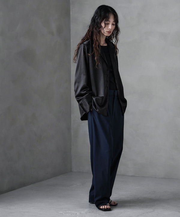 {"color":"\u30d6\u30e9\u30c3\u30af","info":"model\uff1aH166cm size\uff1aF"}