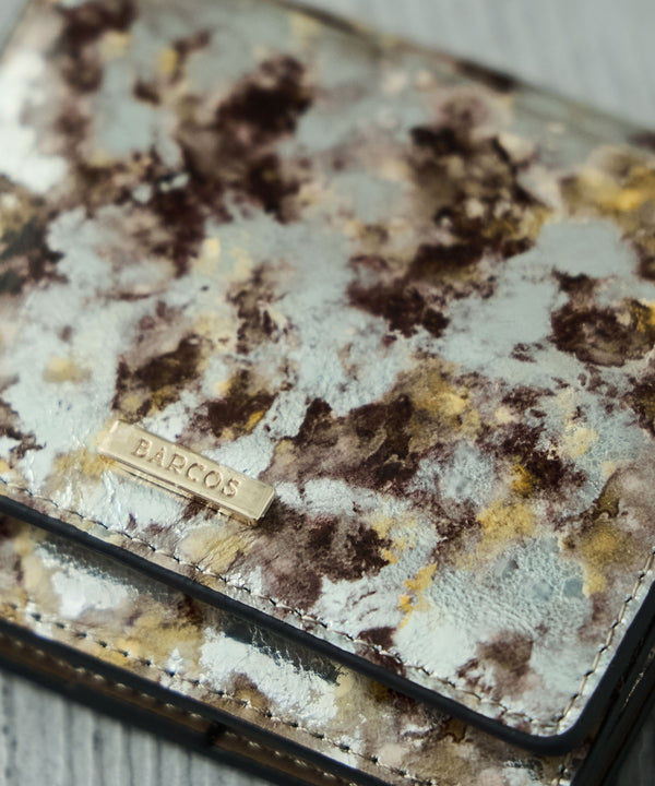 {"color":"\u30d6\u30e9\u30a6\u30f3","info":"model\uff1aH158cm size\uff1aF"}