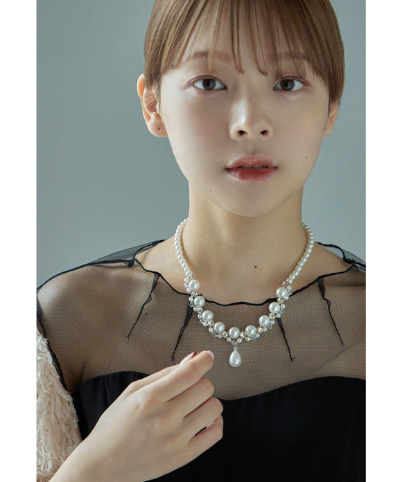 {"color":"\u30b4\u30fc\u30eb\u30c9","info":""}