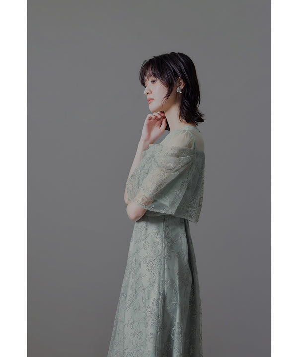 {"color":"\u30e9\u30a4\u30c8\u30b0\u30ea\u30fc\u30f3","info":"model\uff1aH166cm size\uff1aM"}