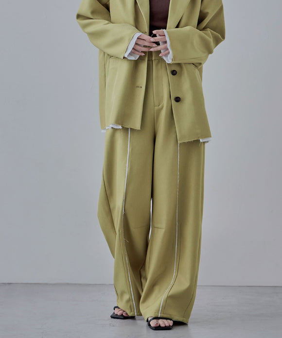 {"color":"\u30a4\u30a8\u30ed\u30fc","info":"model\uff1aH166cm size\uff1aF"}