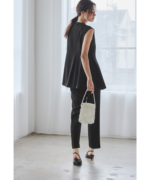 {"color":"\u30d6\u30e9\u30c3\u30af","info":"model\uff1aH165cm size\uff1aM"}