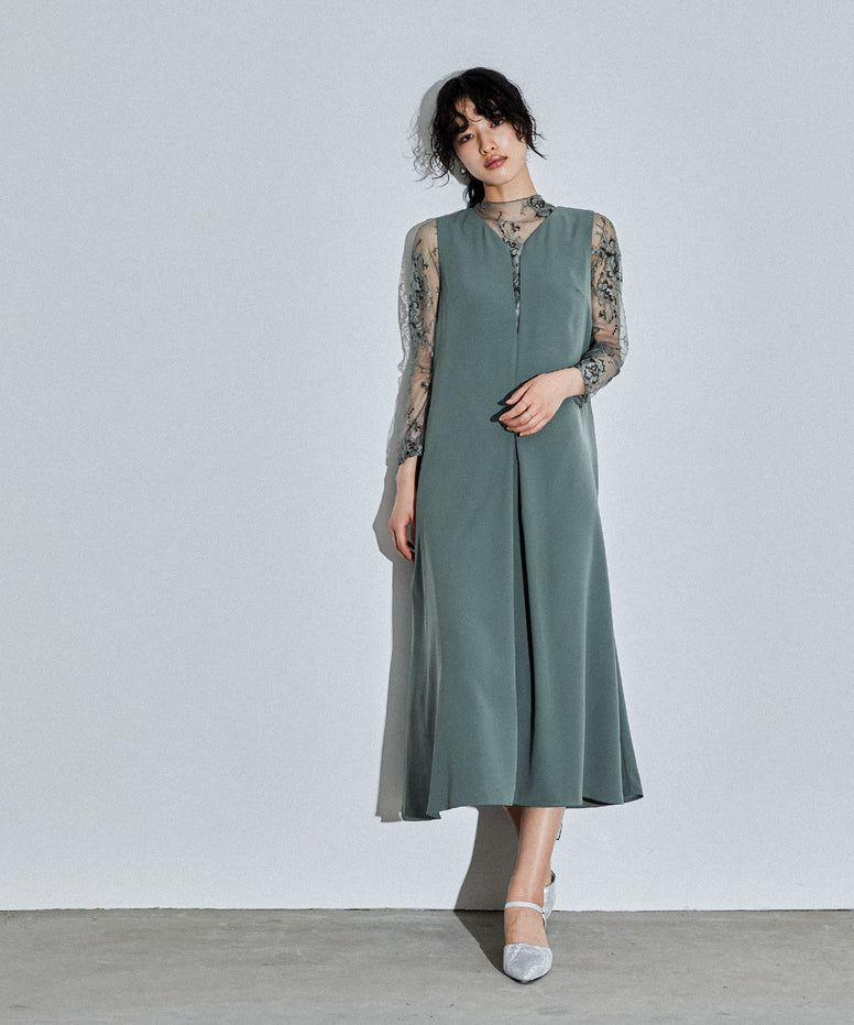 {"color":"\u30b0\u30ea\u30fc\u30f3","info":"model\uff1aH167cm size\uff1aM"}