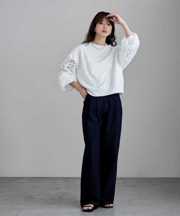 {"color":"\u30aa\u30d5\u30db\u30ef\u30a4\u30c8","info":"model\uff1aH166cm size\uff1aM"}