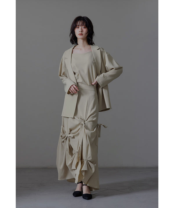 {"color":"\u30a4\u30a8\u30ed\u30fc","info":"model\uff1aH166cm size\uff1aM"}