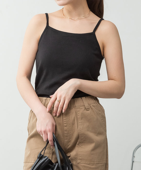 {"color":"\u30d6\u30e9\u30c3\u30af","info":"model\uff1aH160cm size\uff1aM"}