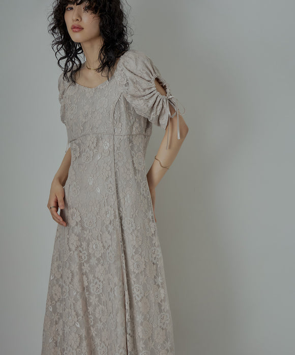 {"color":"\u30d9\u30fc\u30b8\u30e5","info":"model\uff1aH167cm size\uff1aM"}