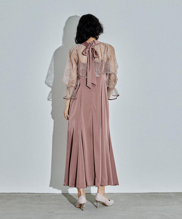 {"color":"\u30d4\u30f3\u30af","info":"model\uff1aH167cm size\uff1aM"}