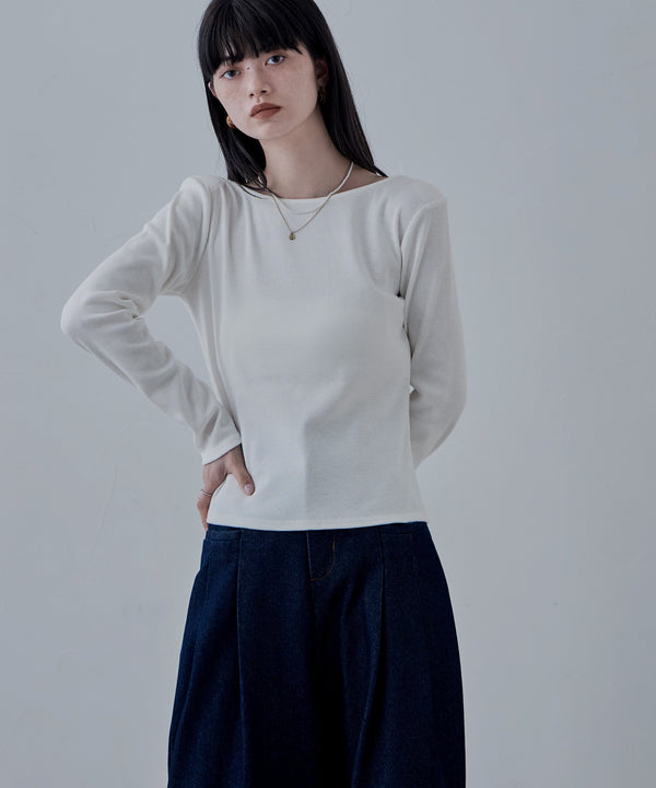 {"color":"\u30aa\u30d5\u30db\u30ef\u30a4\u30c8","info":"model\uff1aH163cm size\uff1aF"}