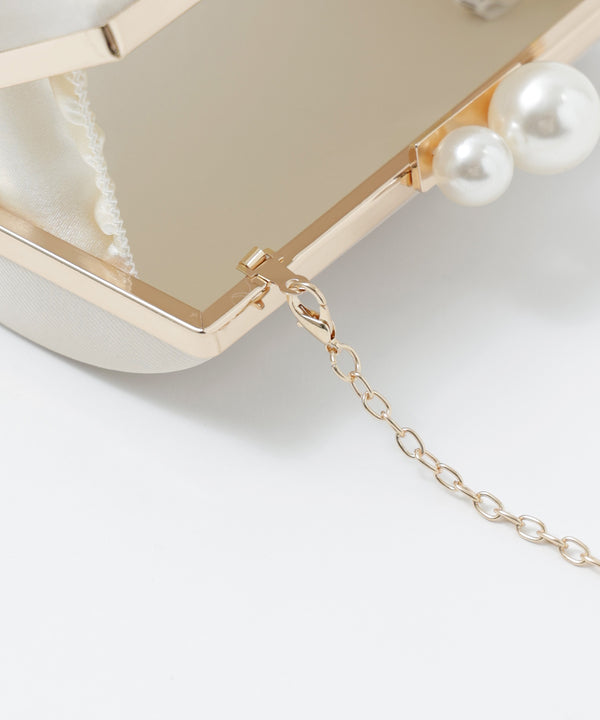 {"color":"","info":""}