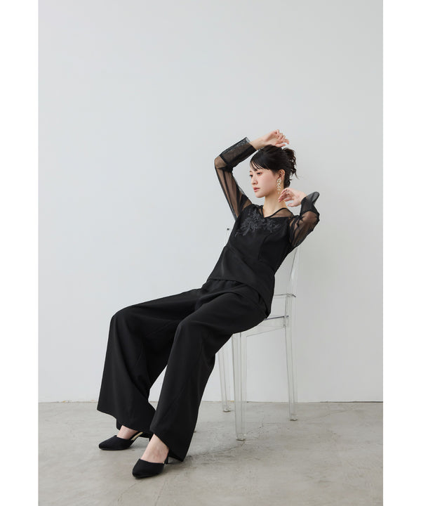 {"color":"\u30d6\u30e9\u30c3\u30af","info":"model\uff1aH166cm size\uff1aM"}