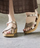 {"color":"\u30b4\u30fc\u30eb\u30c9","info":"model\uff1aH158cm size\uff1aL(23.5-24cm)"}