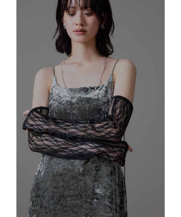 {"color":"\u30d6\u30e9\u30c3\u30af","info":"model\uff1aH166cm size\uff1aF"}