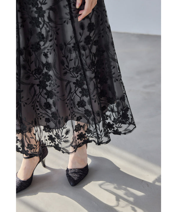 {"color":"\u30d6\u30e9\u30c3\u30af","info":"model\uff1aH166cm size\uff1aM"}