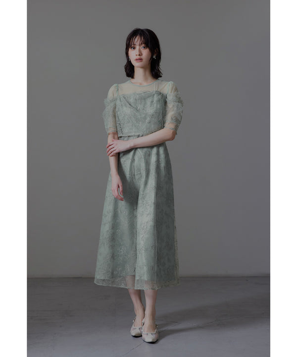 {"color":"\u30e9\u30a4\u30c8\u30b0\u30ea\u30fc\u30f3","info":"model\uff1aH166cm size\uff1aM"}