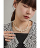 {"color":"\u30aa\u30d5\u30db\u30ef\u30a4\u30c8","info":""}
