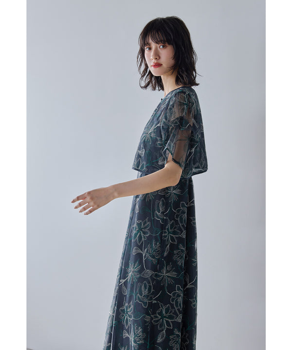 {"color":"\u30cd\u30a4\u30d3\u30fc","info":"model\uff1aH166cm size\uff1aM"}