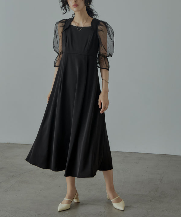 {"color":"\u30d6\u30e9\u30c3\u30af","info":"model\uff1aH167cm size\uff1aM"}
