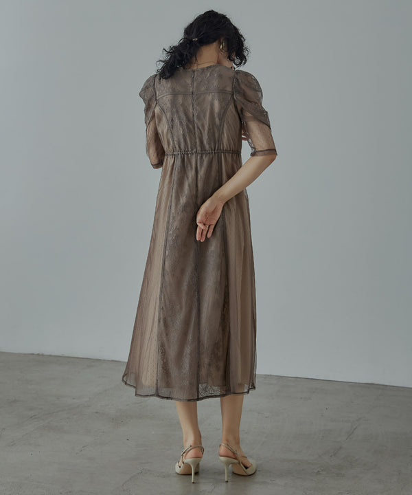 {"color":"\u30e2\u30ab","info":"model\uff1aH167cm size\uff1aM"}