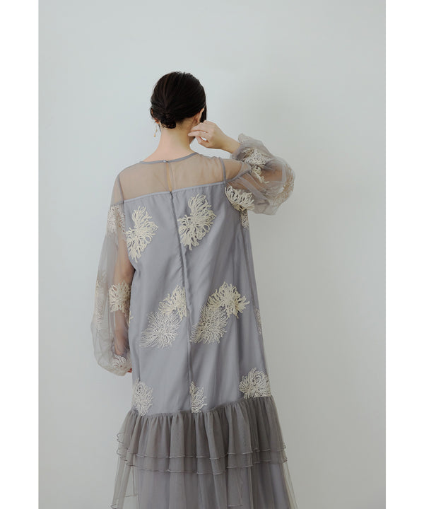 {"color":"\u30b0\u30ec\u30fc","info":"model\uff1aH166cm size\uff1aM"}