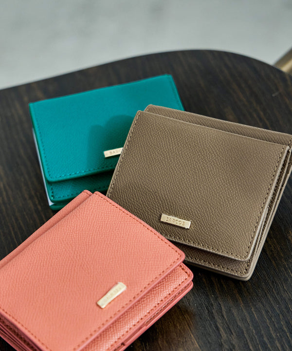 {"color":"","info":""}