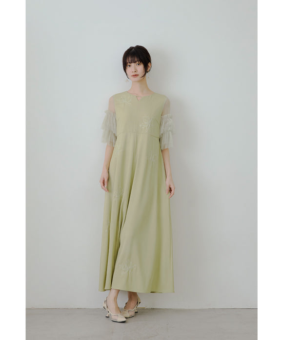 {"color":"\u30a4\u30a8\u30ed\u30fc","info":"model\uff1aH166cm size\uff1aM"}