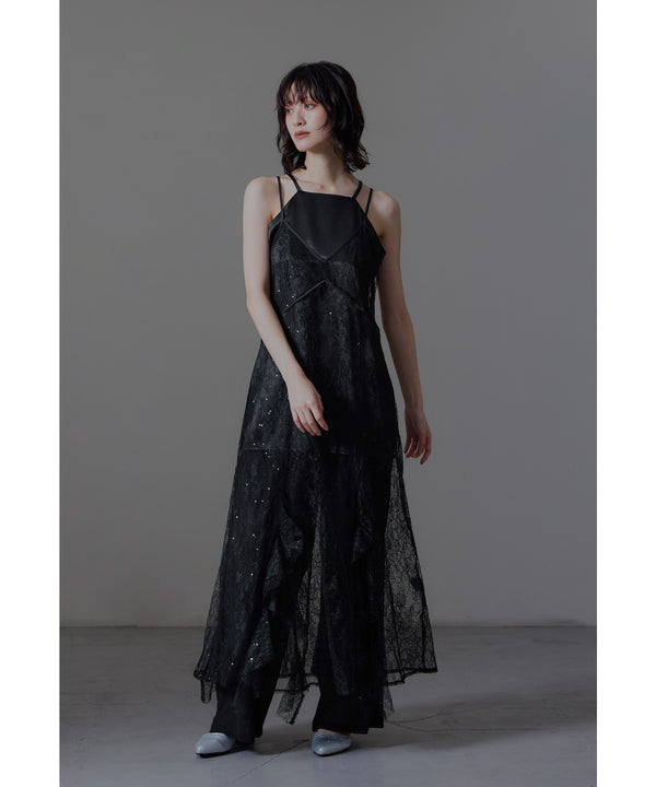 {"color":"\u30d6\u30e9\u30c3\u30af","info":"model\uff1aH166cm size\uff1aM"}