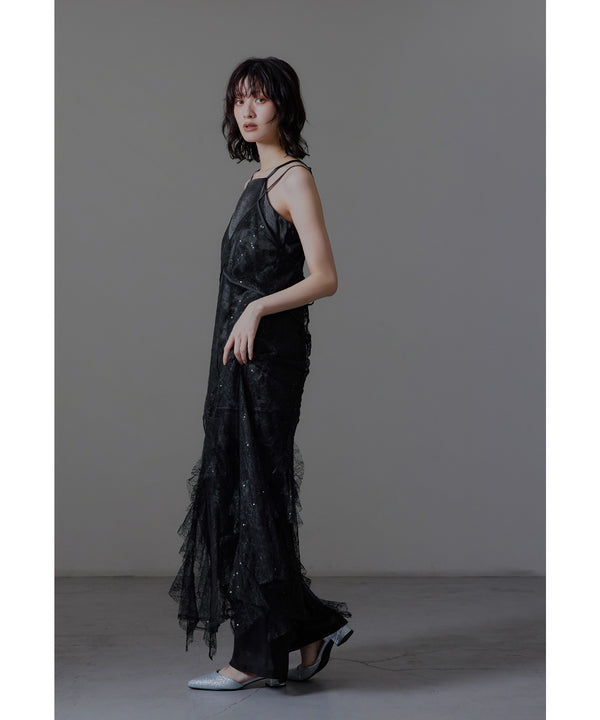 {"color":"\u30d6\u30e9\u30c3\u30af","info":"model\uff1aH166cm size\uff1aM"}