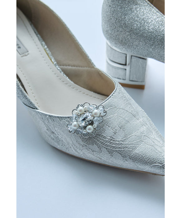 {"color":"\u30b7\u30eb\u30d0\u30fc","info":""}