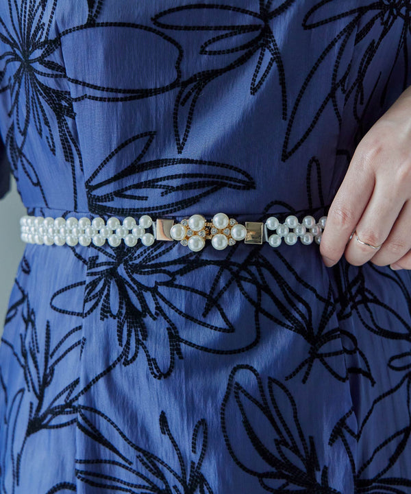 {"color":"\u30b4\u30fc\u30eb\u30c9","info":""}