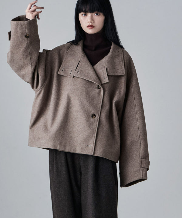 {"color":"\u30d6\u30e9\u30a6\u30f3","info":"model\uff1aH163cm size\uff1aM"}