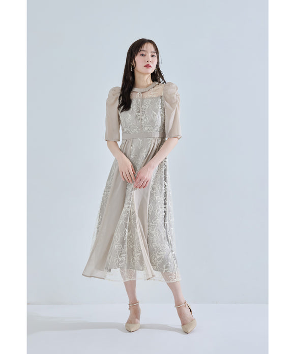 {"color":"\u30d9\u30fc\u30b8\u30e5","info":"model\uff1aH167cm size\uff1aM"}