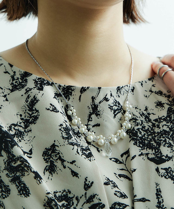 {"color":"\u30b4\u30fc\u30eb\u30c9","info":""}