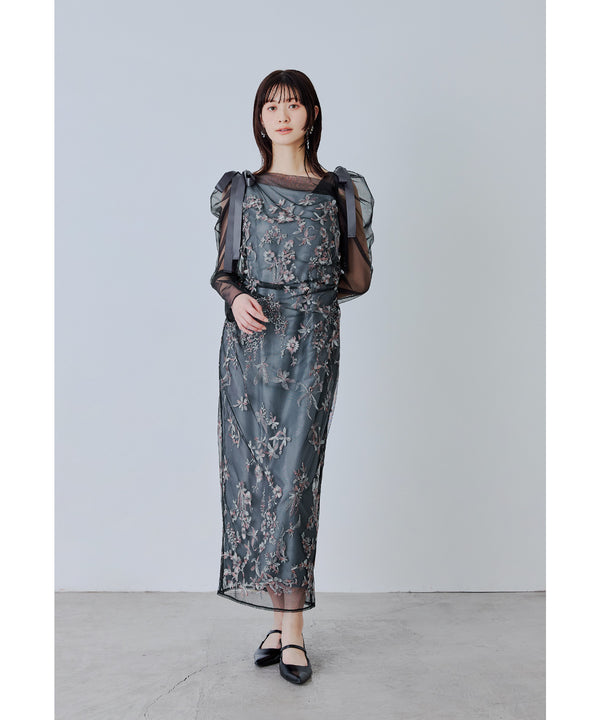 {"color":"\u30d6\u30eb\u30fc","info":"model\uff1aH166cm size\uff1aM"}