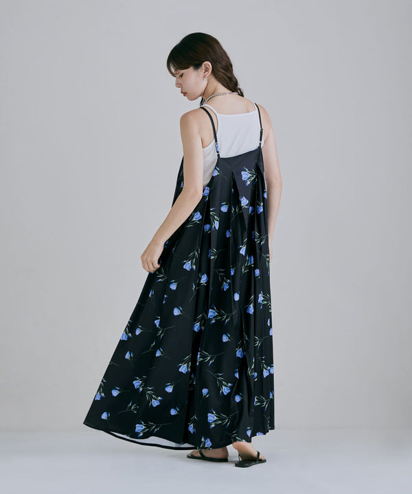 {"color":"\u30d6\u30e9\u30c3\u30af","info":"model\uff1aH166cm size\uff1aF"}