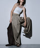 {"color":"\u30b0\u30ec\u30fc\u30b8\u30e5","info":"model\uff1aH166cm size\uff1aM"}