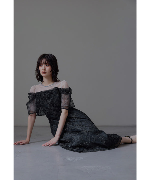 {"color":"\u30d6\u30e9\u30c3\u30af","info":"model\uff1aH166cm size\uff1aM"}