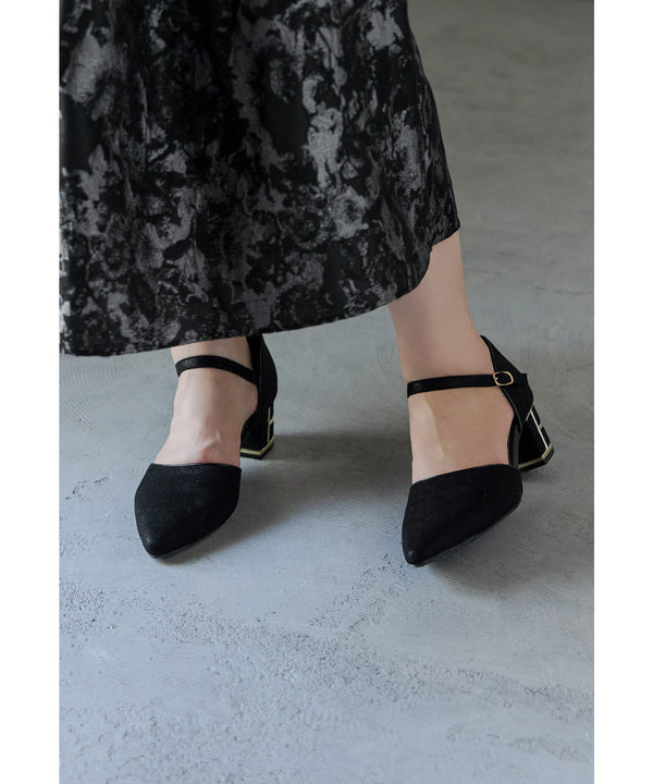 {"color":"\u30d6\u30e9\u30c3\u30af","info":""}