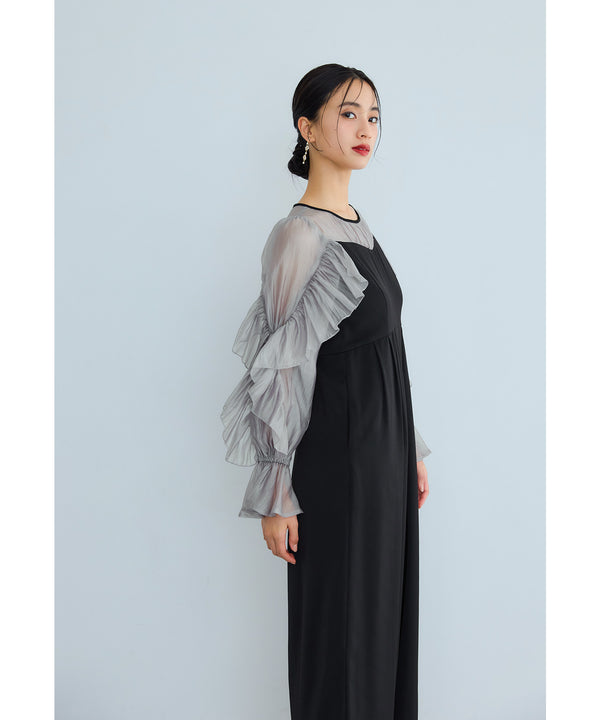 {"color":"\u30d6\u30e9\u30c3\u30af","info":"model\uff1aH165cm size\uff1aM"}