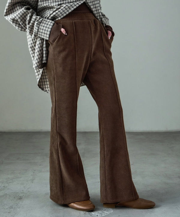 {"color":"\u30d6\u30e9\u30a6\u30f3","info":"model\uff1aH158cm size\uff1aM"}