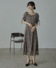{"color":"\u30d6\u30e9\u30a6\u30f3","info":"model\uff1aH167cm size\uff1aM"}