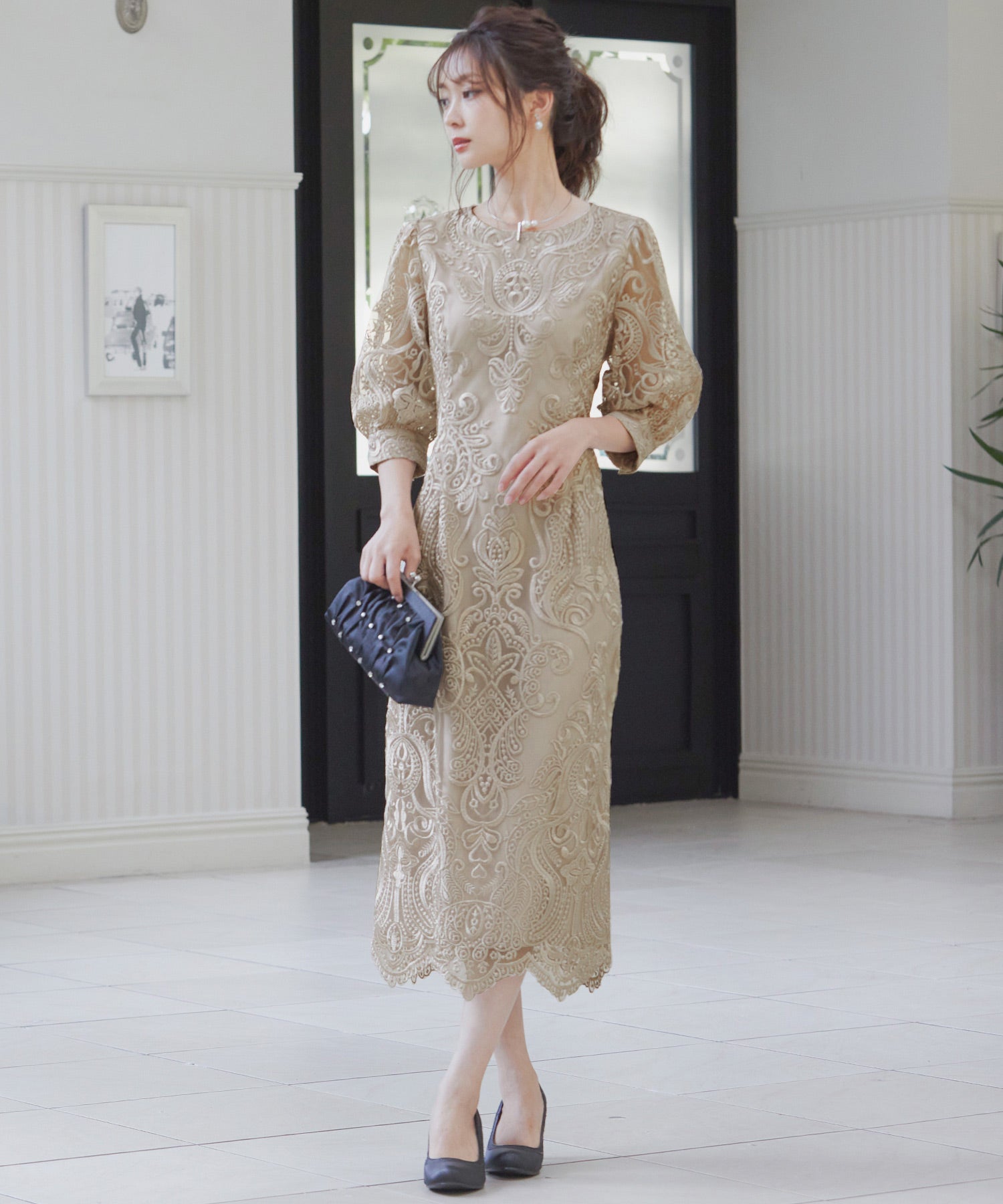 【しぇりー♪】新品未使用刺繍レースバックリボンタイトドレス　Lサイズ 刺繍レース バックリボン タイトドレス 同窓会 二次会 ドレス（ドレス