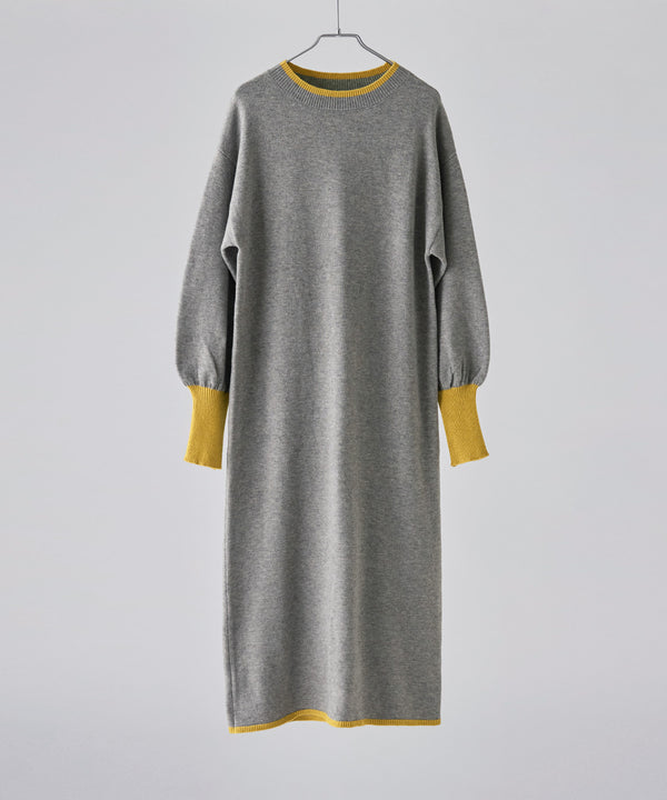 {"color":"\u30b0\u30ec\u30fc","info":""}