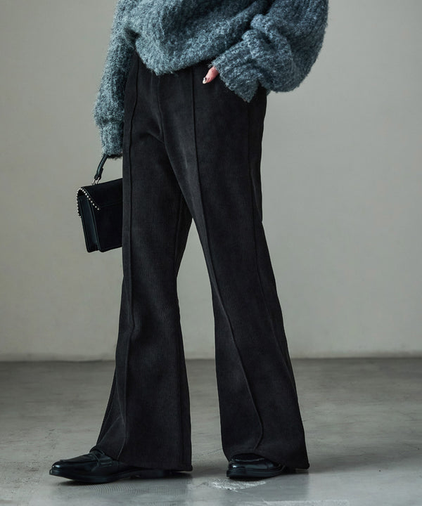 {"color":"\u30d6\u30e9\u30c3\u30af","info":"model\uff1aH158cm size\uff1aM"}