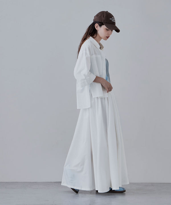 {"color":"\u30db\u30ef\u30a4\u30c8","info":"model\uff1aH166cm size\uff1aM"}