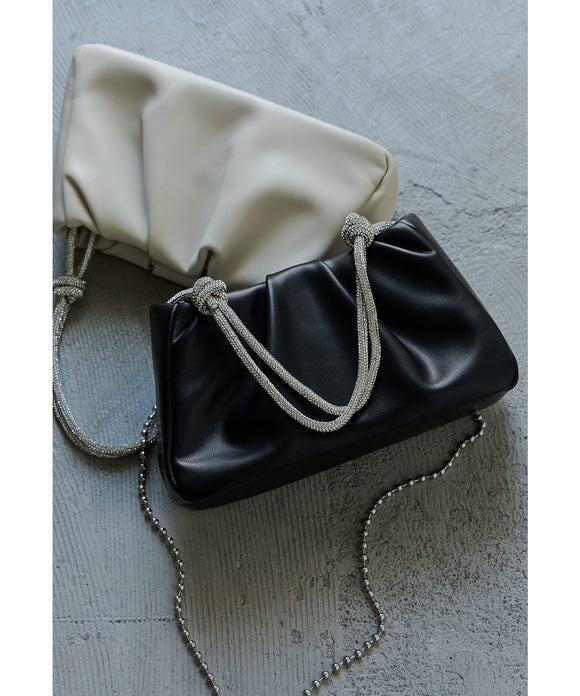 {"color":"\u30d6\u30e9\u30c3\u30af","info":""}