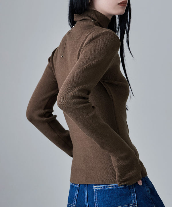 {"color":"\u30d6\u30e9\u30a6\u30f3","info":"model\uff1aH163cm size\uff1aF"}