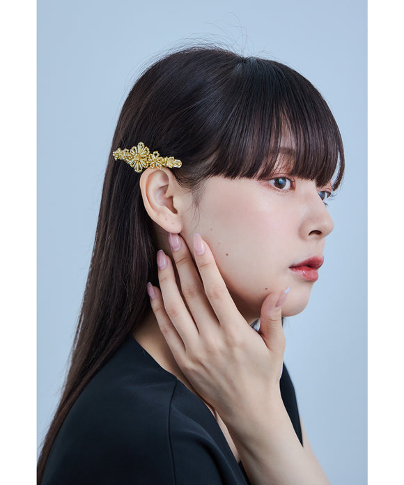 {"color":"\u30b4\u30fc\u30eb\u30c9","info":""}