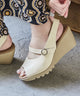 {"color":"\u30db\u30ef\u30a4\u30c8","info":"model\uff1aH158cm size\uff1aL(23.5-24cm)"}